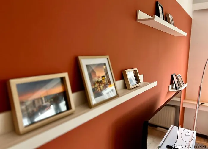 L 'ecrin Sauveniere - Hypercentre Avec Parking Gratuit Διαμέρισμα